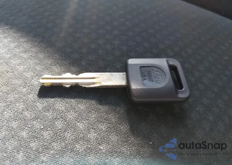 2011 Nissan Versa 1.8S z USA, uszkodzony, nr VIN 3N1BC1AP3BL448789